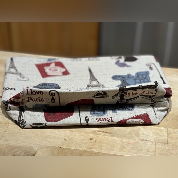 Handmade London cotton zippered bag one of a kind - Picture 5 of 7